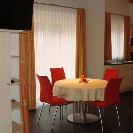 Appartement Feehof Appartement-fewo 4-bettwohnung Nr- 3 By Interhome *